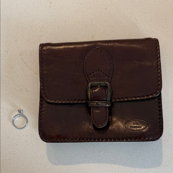 The Trend Brown Leather Clutch - Picture 5 of 5